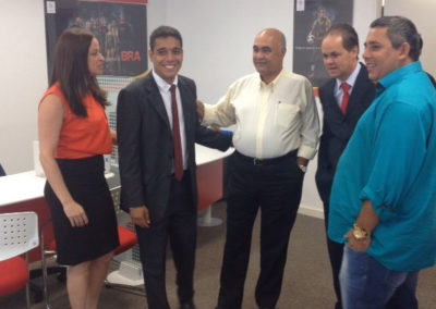 Prefeito inaugura agência bancária em Austin