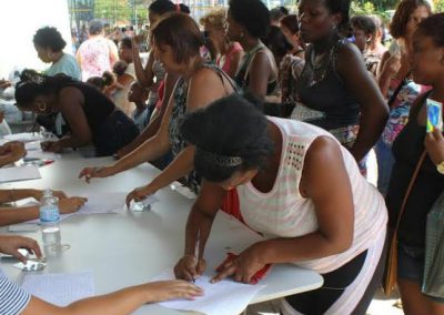 Prefeitura distribui leite a 6.200 famílias carentes
