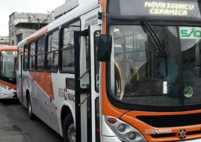 Ônibus são fiscalizados em Nova Iguaçu