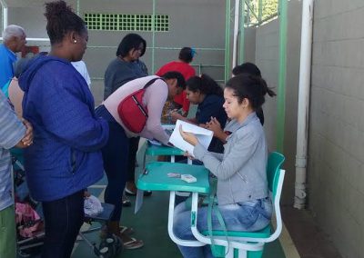 Prefeitura distribui leite para 200 famílias de Corumbá