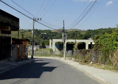 Prefeitura entrega ruas pavimentadas no Buraco do Boi