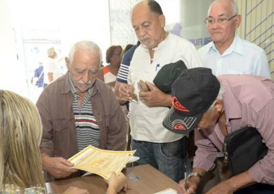Idosos são beneficiados com isenção de IPTU em Nova Iguaçu