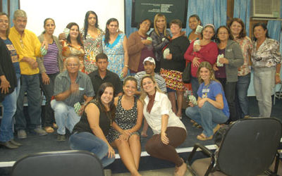 Alunos da EJA de Nova Iguaçu participam de sessões de cinema e teatro