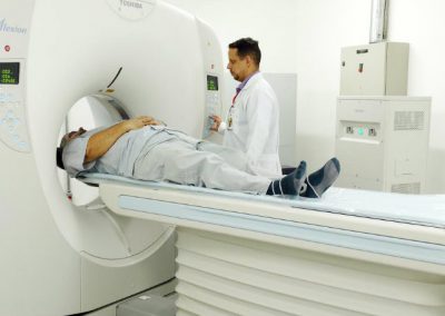 Novo tomógrafo é instalado no Hospital da Posse