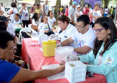 Mulheres em Movimento leva ação social com serviços gratuitos à Tinguá