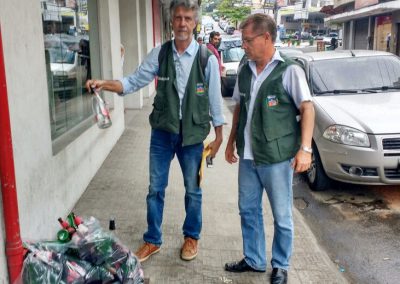 Prefeitura promove ação educativa no Centro em prol do Meio Ambiente