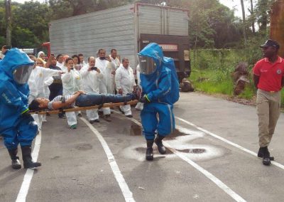 Voluntários participam de curso promovido pela Defesa Civil de Nova Iguaçu e o Corpo de Bombeiros