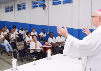 Hospital da Posse recebe visita do bispo diocesano de Nova Iguaçu