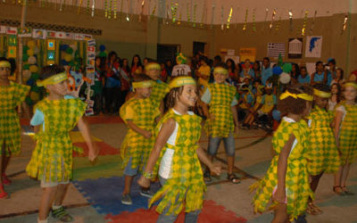 Estudantes da Rede Municipal são show em ano da Copa