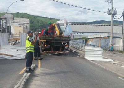 Prefeitura inicia obra emergencial no viaduto Padre João Musch