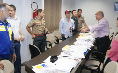 Prefeito Nelson Bornier discute segurança da Festa do Aipim