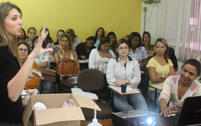 Enfermeiras de Nova Iguaçu são capacitadas para realizar exame de triagem do pré-natal