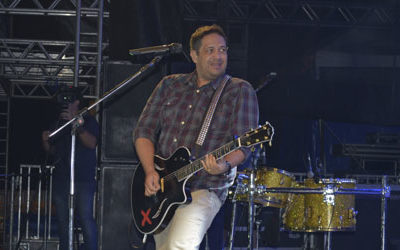 Festa do Aipim começa com show de Fernandinho
