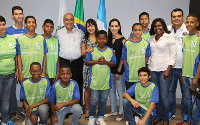 Atletas iguaçuanos disputam campeonato brasileiro de handebol