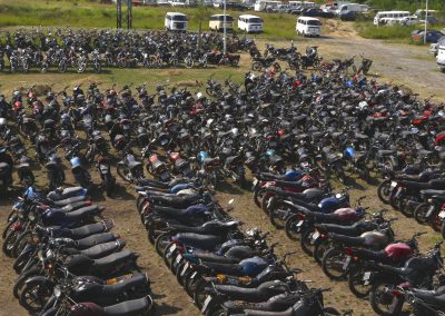 Carros e motos apreendidos em Nova Iguaçu vão a leilão em junho