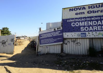 Começa a construção dos pilares de sustentação do viaduto de Comendador Soares