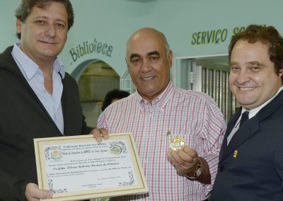 Bornier é homenageado na festa de 25 anos da APAE de Nova Iguaçu