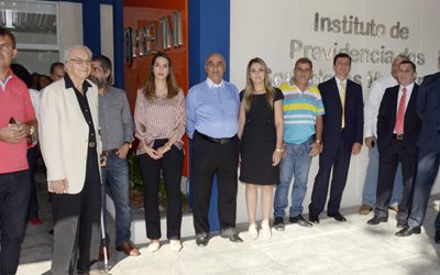 Bornier inaugura nova sede do PREVINI lembrando rombo de R$ 400 milhões na gestão de Lindberg