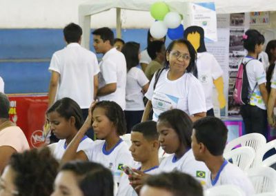 Educação promove feira profissional para alunos do EJA e nono ano