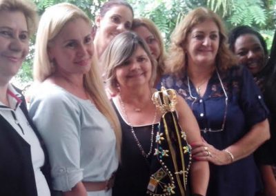 Imagem de Aparecida emociona funcionários da Secretaria de Educação de Nova Iguaçu