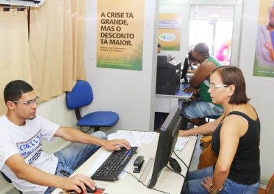 Ônibus itinerante do Concilia chega ao bairro Jardim Tropical