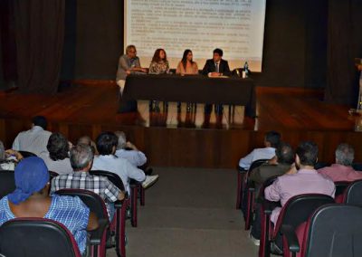 Nova Iguaçu discute contrato de Parceria Público–Privada para iluminação em audiência pública