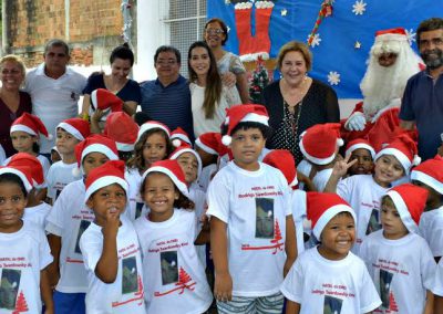 Vice-prefeita de Nova Iguaçu participa de festa de Natal em creche municipal