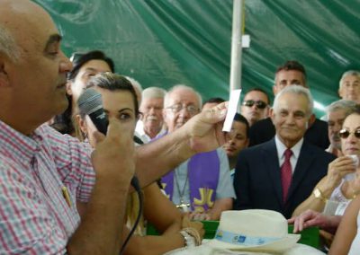 Nova Iguaçu se despede de Nelson Nunes, pai de Bornier, cantando seresta