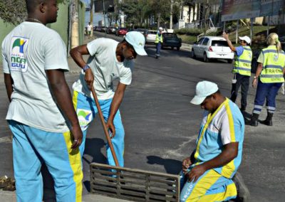 Prefeitura leva serviços a três bairros da periferia