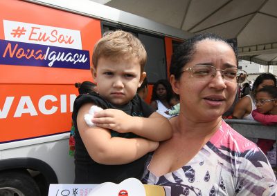 Vacinação, saúde e assistência social durante ‘Prefeitura Presente’ na entrada do bairro Aliança