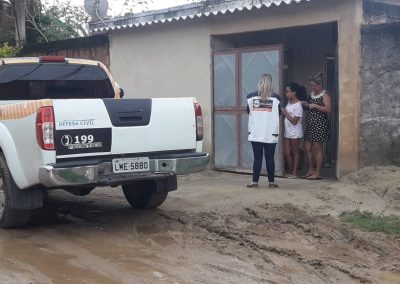 Prefeitura oferece apoio às vitimas de rompimento de uma tubulação da Cedae no KM 32