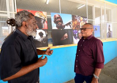 Escola de Nova Iguaçu recebe exposição fotográfica