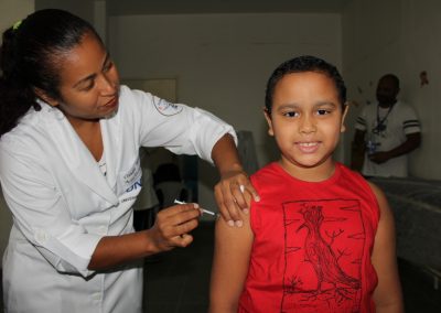 Dia D contra Influenza lota postos de vacinação em Nova Iguaçu