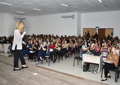 Nova Iguaçu realiza Seminário de Educação para professores e diretores municipais