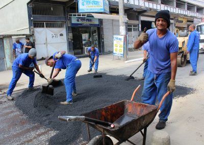 Mutirão leva melhorias a bairros de Nova Iguaçu