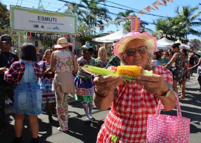 Arraial do Esmuti leva animação a idosos