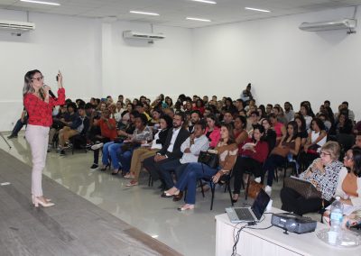 Prefeitura de Nova Iguaçu capacita estagiários