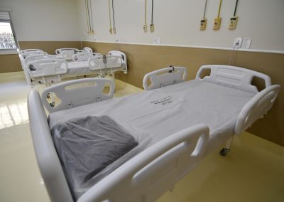 HGNI e Maternidade Mariana Bulhões recebem novas camas, macas e poltronas