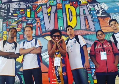 Professores da rede municipal lançam livros na Bienal