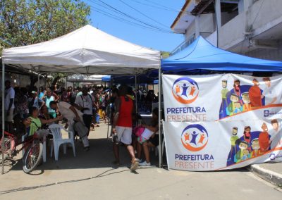 ‘Prefeitura Presente’ ajuda pessoas atingidas por temporal