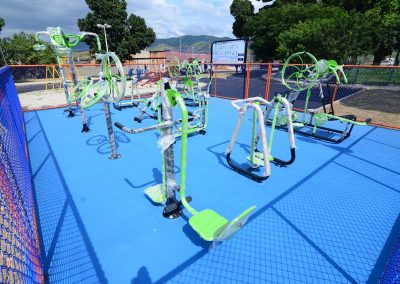 Marapicu, em Nova Iguaçu, ganha nova praça pública, com área esportiva e aparelhos para terceira idade