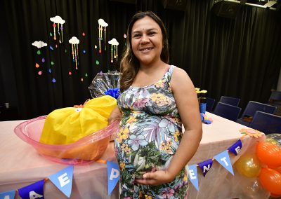 Gestantes iguaçuanas acompanhadas pela Assistência Social recebem kits do ‘Mamãe Presente’