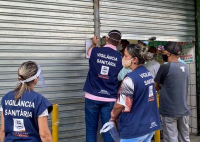 Vigilância Sanitária da Prefeitura de Nova Iguaçu interdita supermercado em Austin por falta de higiene