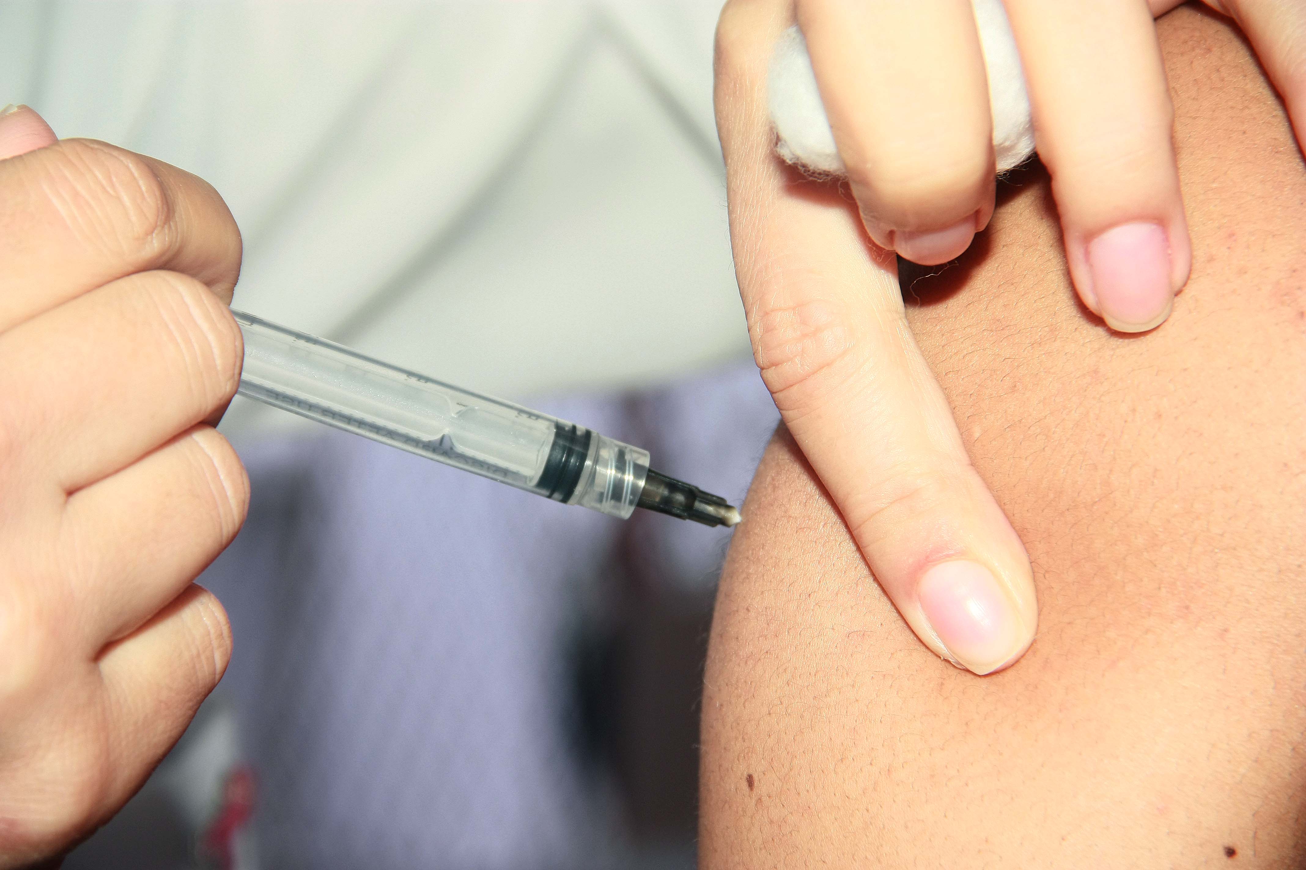 Nesta semana serão vacinadas pessoas acima de 12 anos. Terça-feira (2/11) não haverá vacinação