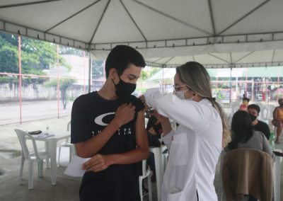 Nova Iguaçu vacina pessoas acima dos 12 anos nesta quinta-feira (4)