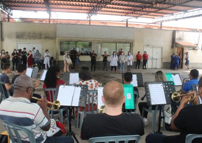 Orquestra se apresenta no HGNI e emociona pacientes, acompanhantes e funcionários