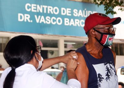 Nova Iguaçu segue vacinando pessoas acima de 12 anos nesta sexta-feira (10)