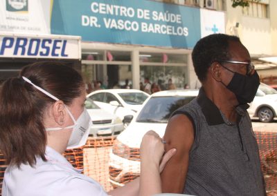 Nova Iguaçu segue vacinando pessoas acima de 12 anos nesta quarta-feira (8)