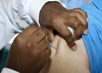 Nova Iguaçu segue vacinação contra COVID-19 nesta terça-feira (4)