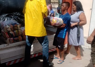 Nova Iguaçu vai entregar mais de 20 mil cestas básicas às vítimas do temporal